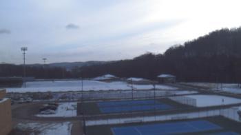 Weather camera view of Kiski Area HS.