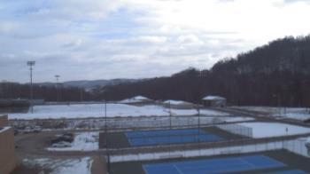 Weather camera view of Kiski Area HS.