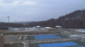 Weather camera view of Kiski Area HS.