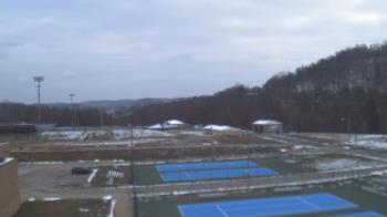 Weather camera view of Kiski Area HS.