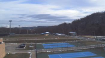 Weather camera view of Kiski Area HS.