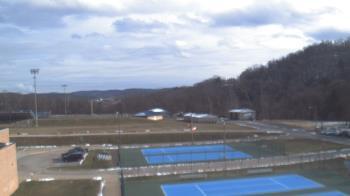 Weather camera view of Kiski Area HS.