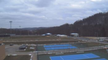 Weather camera view of Kiski Area HS.
