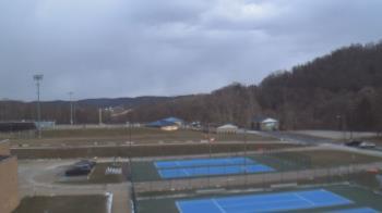 Weather camera view of Kiski Area HS.