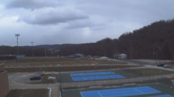 Weather camera view of Kiski Area HS.