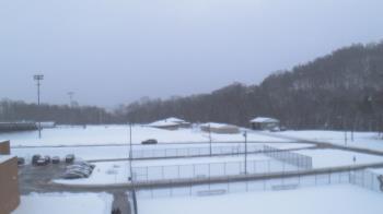 Weather camera view of Kiski Area HS.