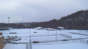 Weather camera view of Kiski Area HS.
