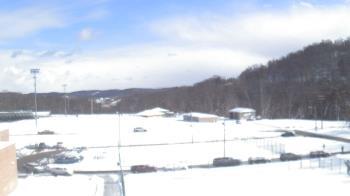Weather camera view of Kiski Area HS.