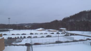 Weather camera view of Kiski Area HS.