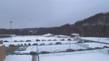 Weather camera view of Kiski Area HS.