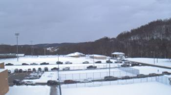 Weather camera view of Kiski Area HS.