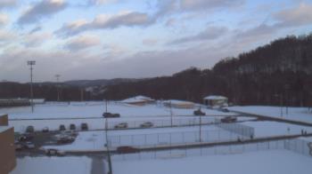 Weather camera view of Kiski Area HS.