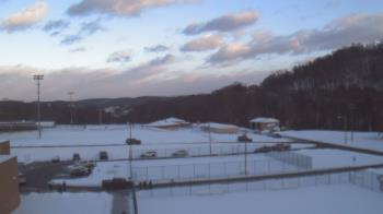 Weather camera view of Kiski Area HS.