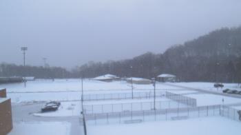 Weather camera view of Kiski Area HS.