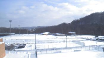 Weather camera view of Kiski Area HS.