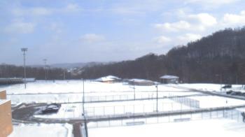 Weather camera view of Kiski Area HS.