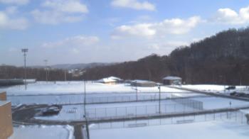 Weather camera view of Kiski Area HS.
