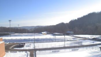 Weather camera view of Kiski Area HS.