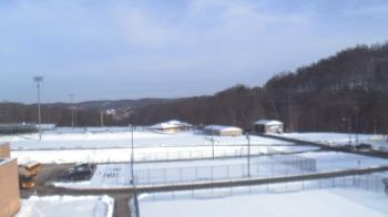 Weather camera view of Kiski Area HS.