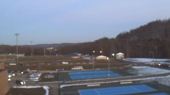Weather camera view of Kiski Area HS.