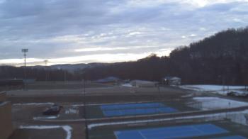 Weather camera view of Kiski Area HS.