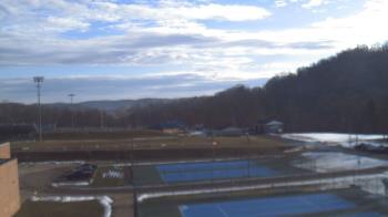Weather camera view of Kiski Area HS.