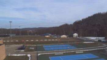 Weather camera view of Kiski Area HS.