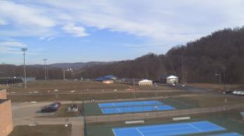 Weather camera view of Kiski Area HS.