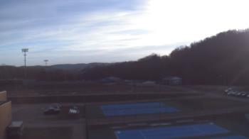 Weather camera view of Kiski Area HS.