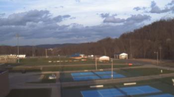 Weather camera view of Kiski Area HS.