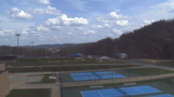 Weather camera view of Kiski Area HS.
