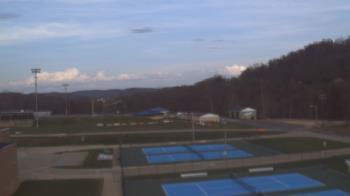 Weather camera view of Kiski Area HS.
