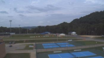 Weather camera view of Kiski Area HS.