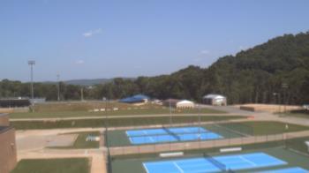 Weather camera view of Kiski Area HS.