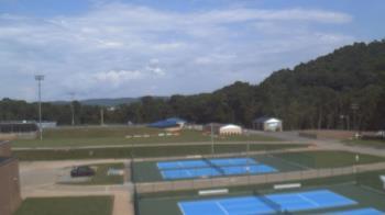 Weather camera view of Kiski Area HS.