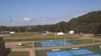 Weather camera view of Kiski Area HS.