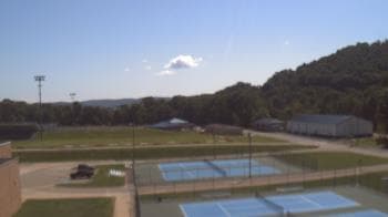Weather camera view of Kiski Area HS.