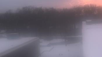 Weather camera view of Dag Hammarskjold MS.