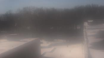 Weather camera view of Dag Hammarskjold MS.