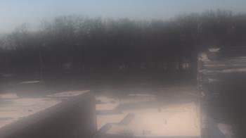 Weather camera view of Dag Hammarskjold MS.