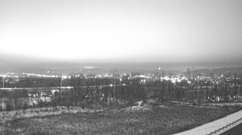 Weather camera view of Wilkes-Barre Area High School.