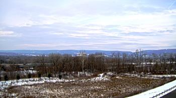 Weather camera view of Wilkes-Barre Area High School.