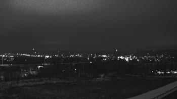 Weather camera view of Wilkes-Barre Area High School.