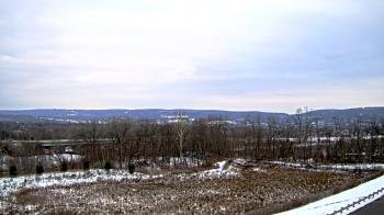 Weather camera view of Wilkes-Barre Area High School.