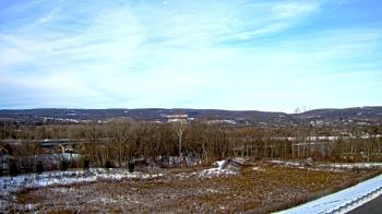Weather camera view of Wilkes-Barre Area High School.