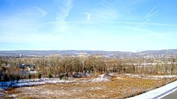 Weather camera view of Wilkes-Barre Area High School.