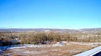 Weather camera view of Wilkes-Barre Area High School.