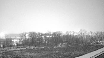 Weather camera view of Wilkes-Barre Area High School.