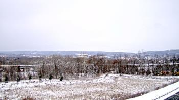 Weather camera view of Wilkes-Barre Area High School.