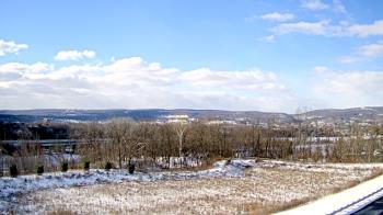 Weather camera view of Wilkes-Barre Area High School.